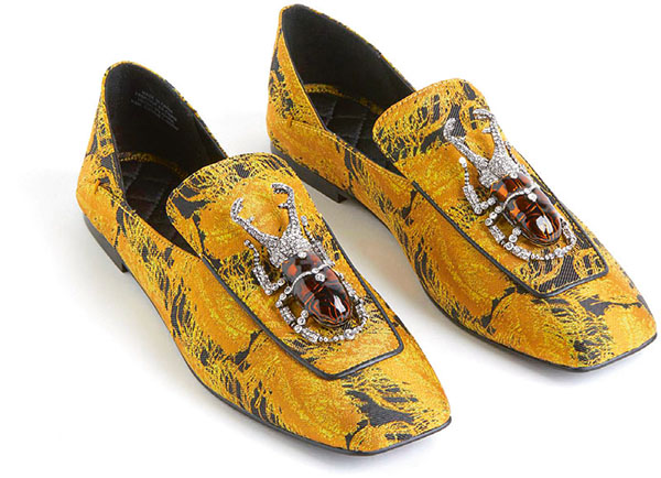 Onların seçimi desenli takımlar