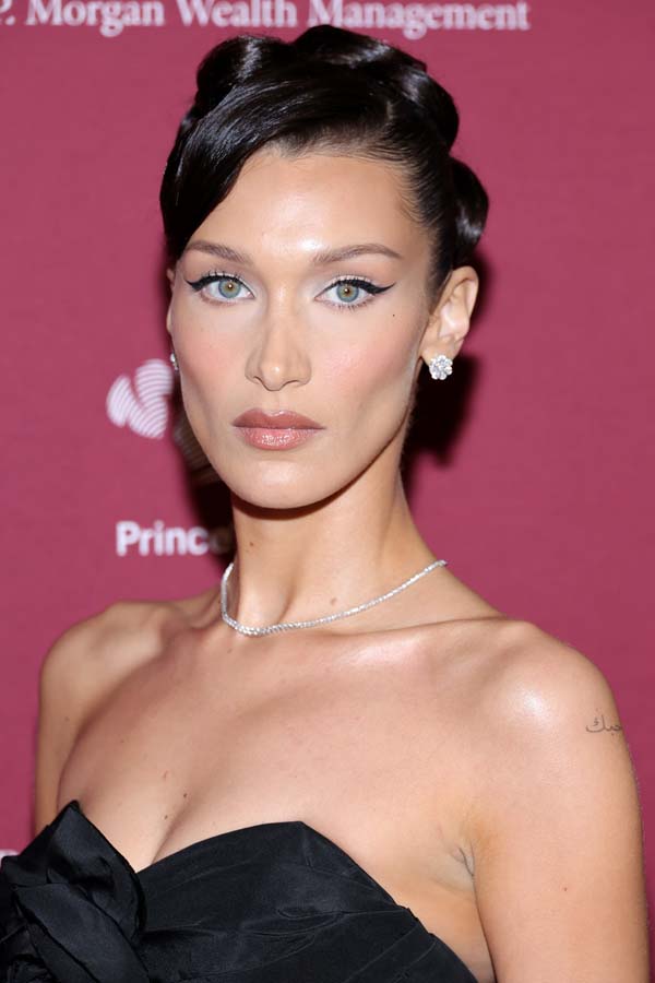 Hadid Kardeşler kırmızı halıda