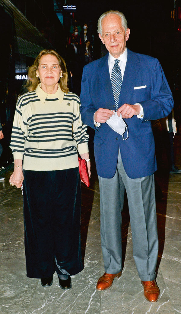 Monica Bellucci İstanbul'da izleyici karşısında çıktı