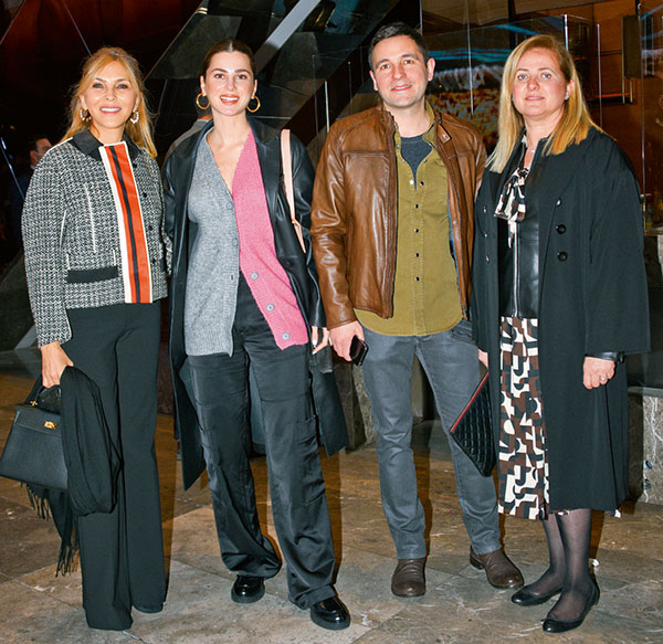 Monica Bellucci İstanbul'da izleyici karşısında çıktı