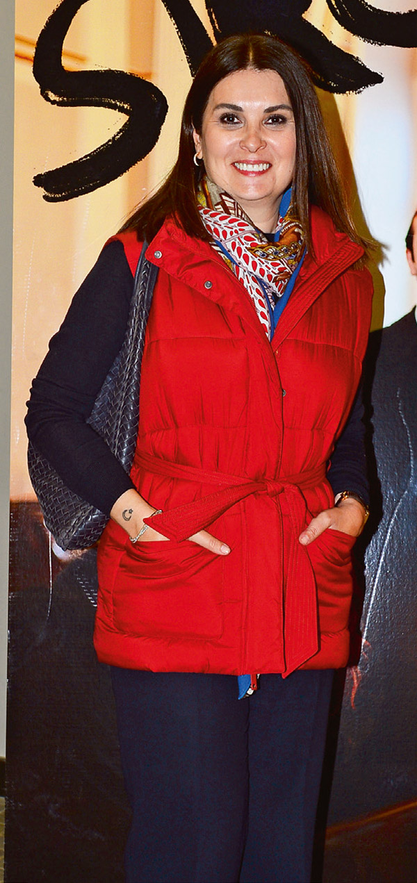 Perde bu kez sosyal sorumluluk için açıldı