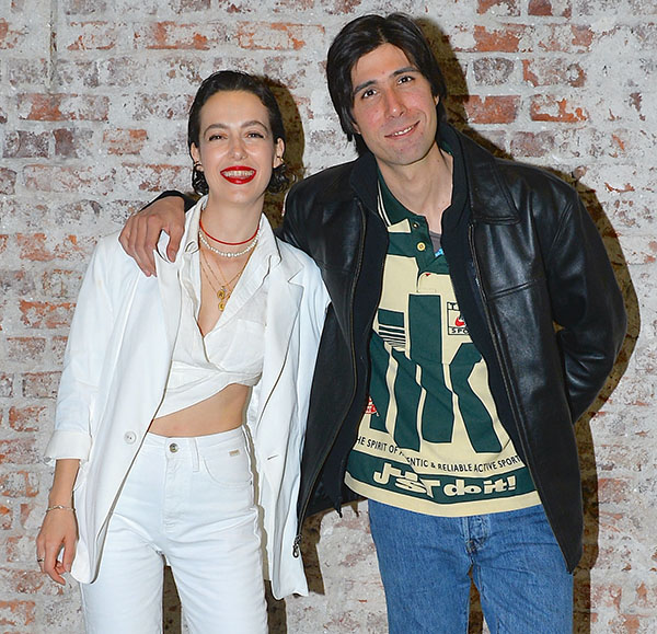 Genç sanatçılardan kişisel sergiler