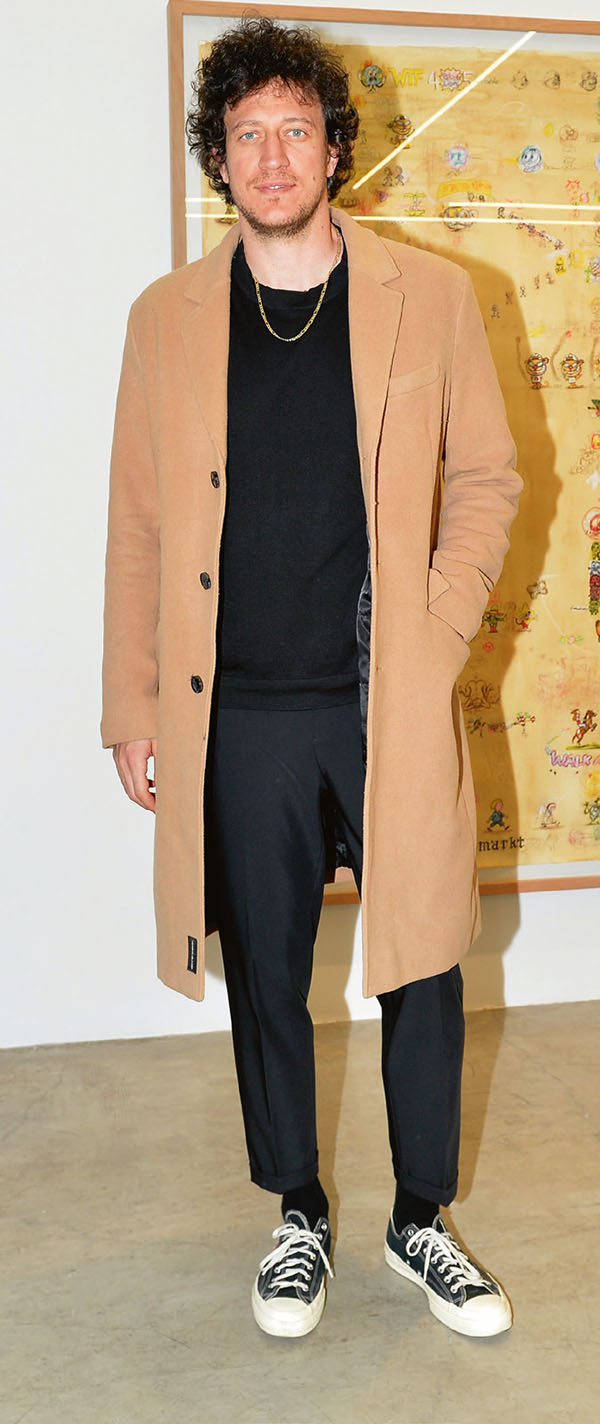 Genç sanatçılardan kişisel sergiler