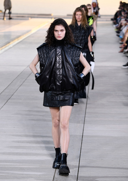 Louis Vuitton Cruise 2023