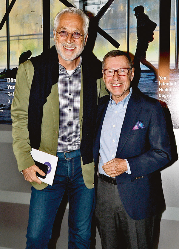 İnşaat fotoğrafları ile sergi açtı