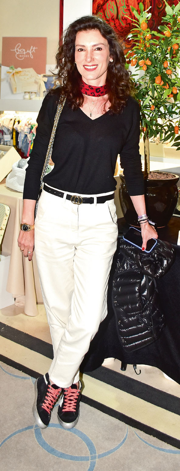 ÇABA Dernegi için alışveriş yaptılar