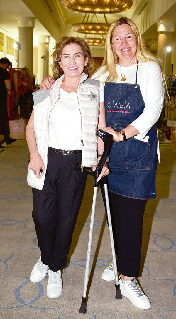 ÇABA Dernegi için alışveriş yaptılar