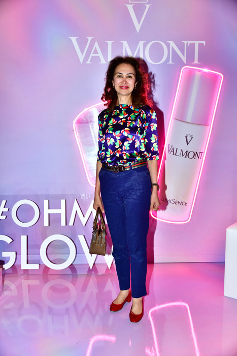 Işıltılı Bir Davet