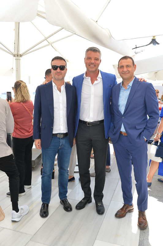 Boğaz’ın kıyısındaki kitap lansmanı cemiyeti buluşturdu