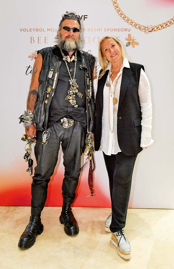 Milli voleybolcular tılsımlı mücevherlerini seçti