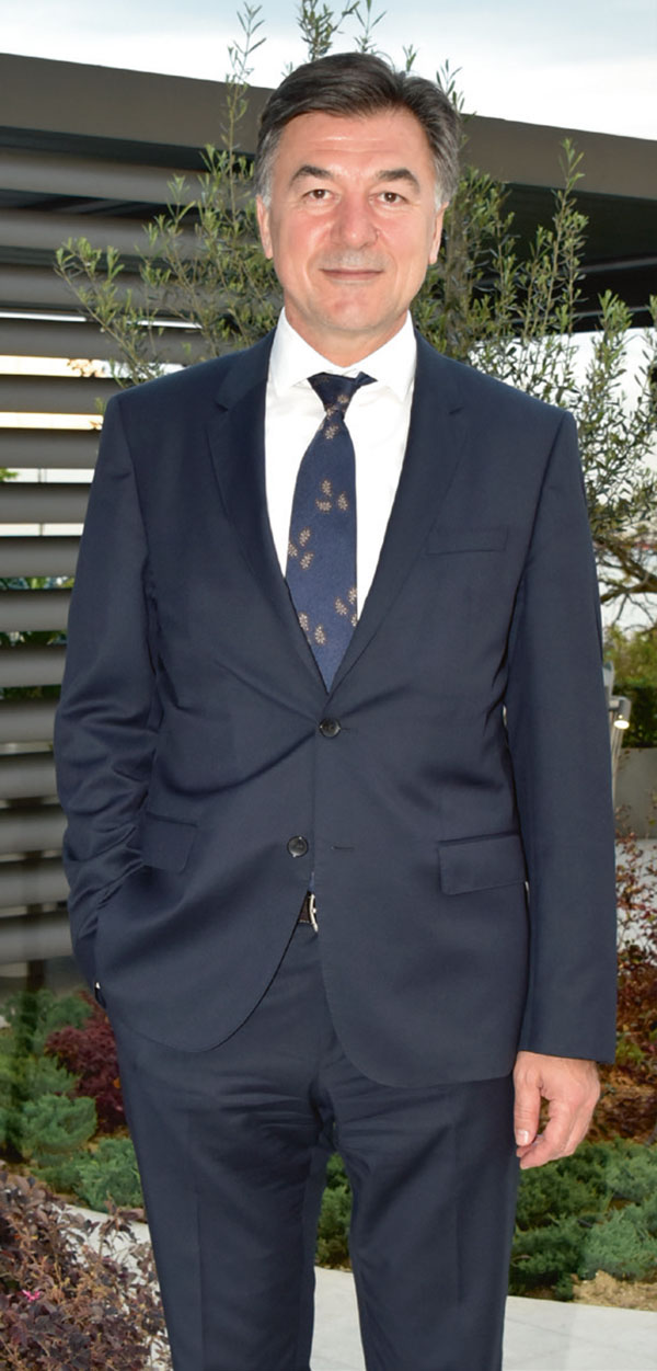 Lüks otel zinciri İstanbul Ataköy'de üçüncü otelini açtı