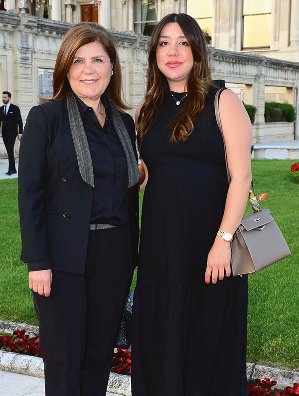 Yeni marka yüzüne sarayda tanıtım