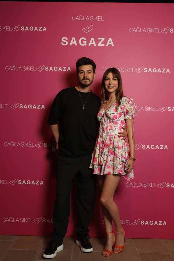 Çağla Şıkel x SAGAZA İlkbahar/Yaz 2022 koleksiyonu tanıtıldı