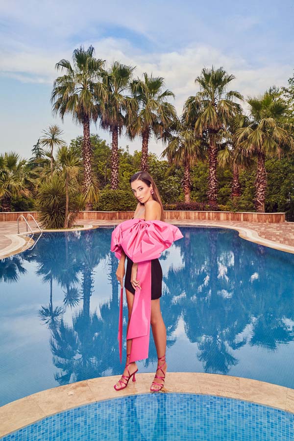 Rachel Araz x Koton Koleksiyonu’na yoğun ilgi