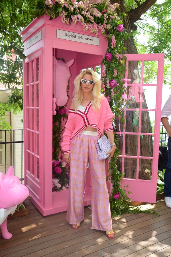 Rachel Araz x Koton Koleksiyonu’na yoğun ilgi