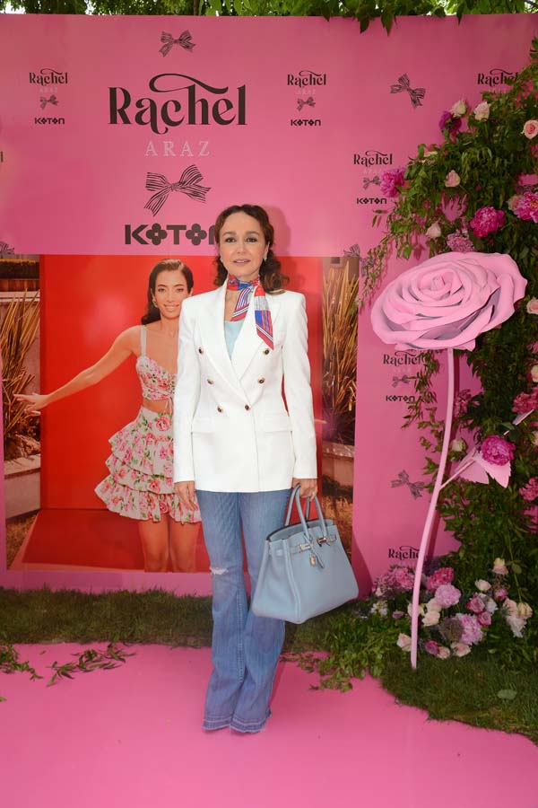 Rachel Araz x Koton Koleksiyonu’na yoğun ilgi