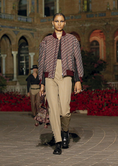 Dior Cruise 2023 koleksiyonu