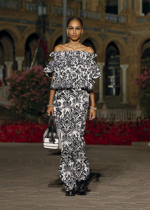 Dior Cruise 2023 koleksiyonu