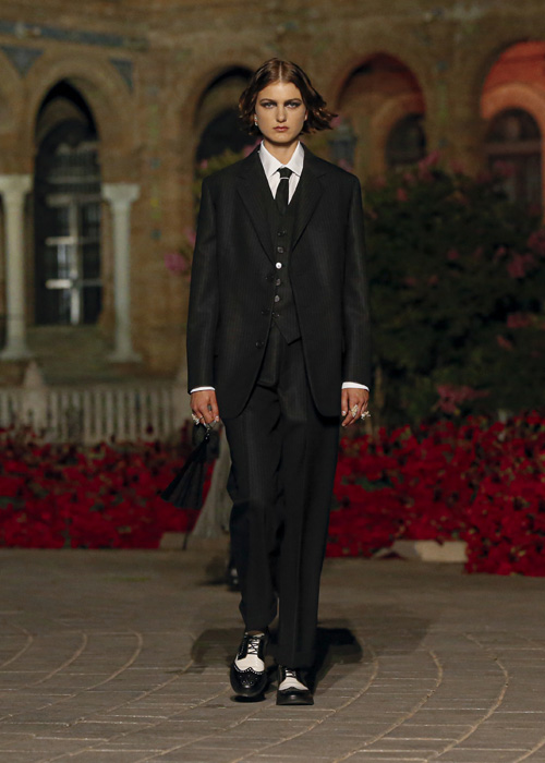 Dior Cruise 2023 koleksiyonu