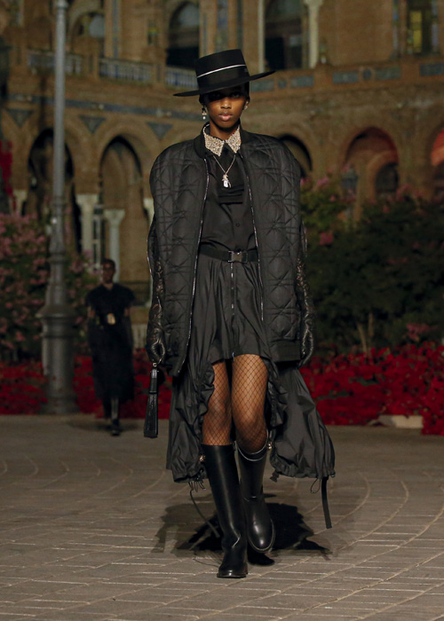 Dior Cruise 2023 koleksiyonu