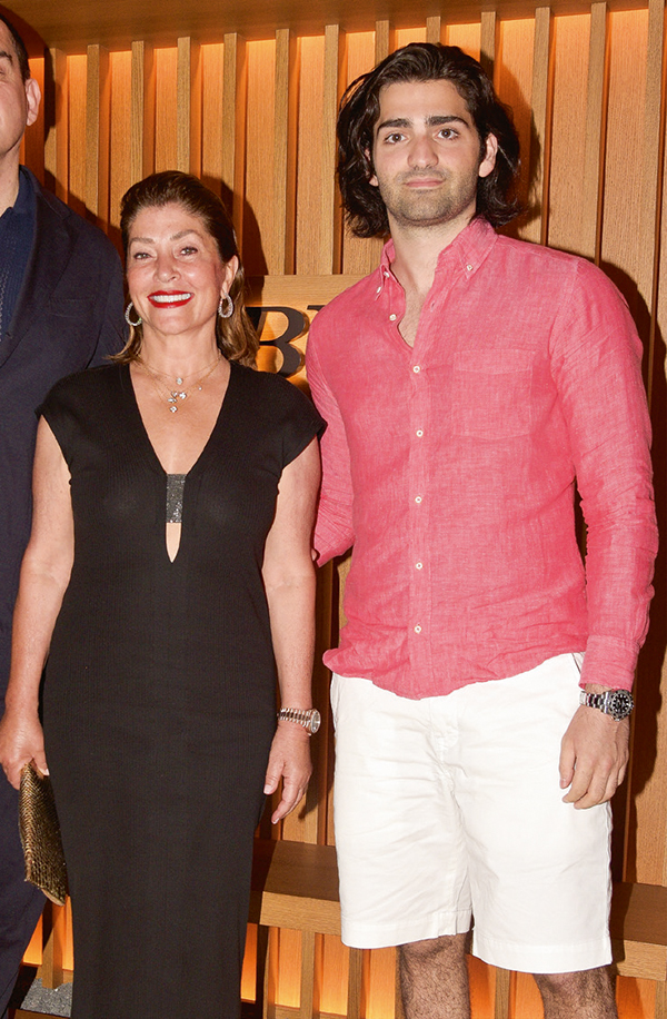 Restoranındaki davet için İstanbul'a geldi