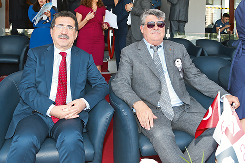 Gazi Koşusu'nda nefes kesen mücadele