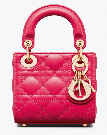 Onların seçimi rengarenk çantalar