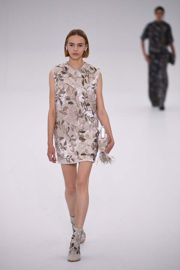 Fendi 2023 Sonbahar/Kış Haute-Couture defilesi
