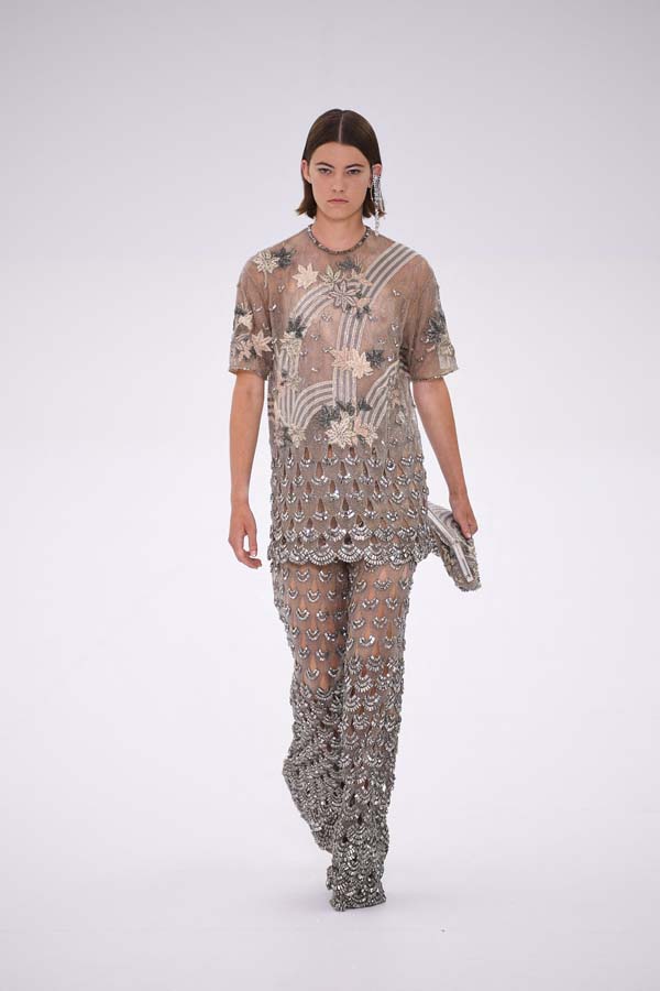 Fendi 2023 Sonbahar/Kış Haute-Couture defilesi