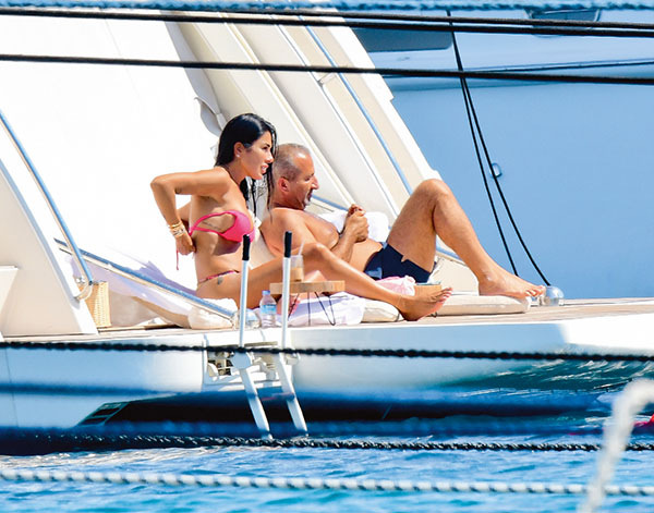 Bodrum koylarına demir attılar