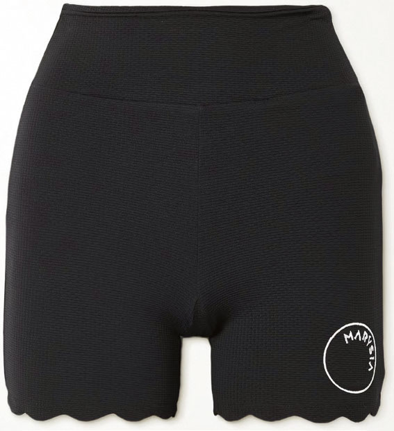 Stil sahibi isimlere sorduk yaz gardıroplarının demirbaşları neler?