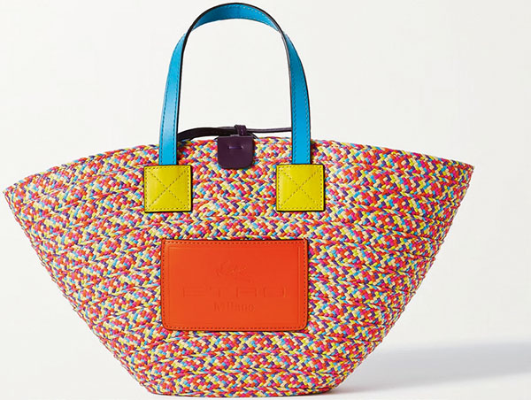 Stil sahibi isimlere sorduk yaz gardıroplarının demirbaşları neler?