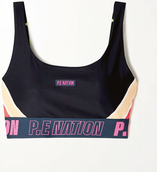 Stil sahibi isimlere sorduk yaz gardıroplarının demirbaşları neler?