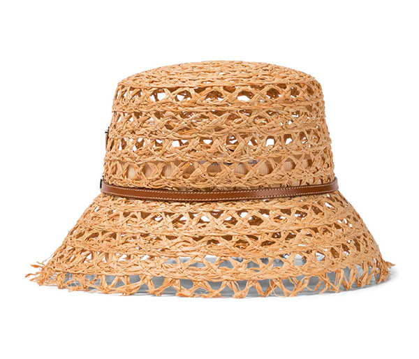 Tatilinize şık parçalar eşlik etsin