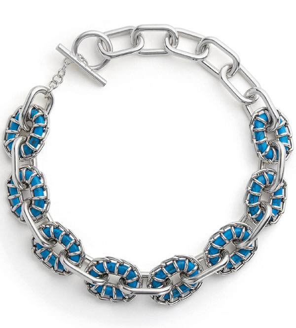 Tatilinize şık parçalar eşlik etsin