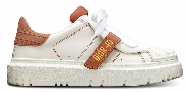 Onların seçimi sezonun modeli