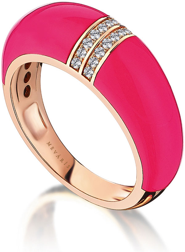 Tatilinize şık parçalar eşlik etsin