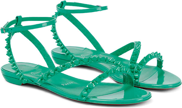 Tatilinize şık parçalar eşlik etsin