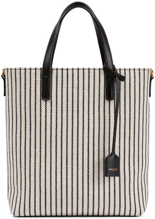 Tatilinize şık parçalar eşlik etsin