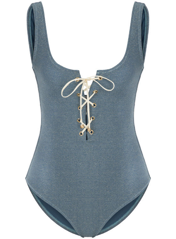 Tatilinize şık parçalar eşlik etsin