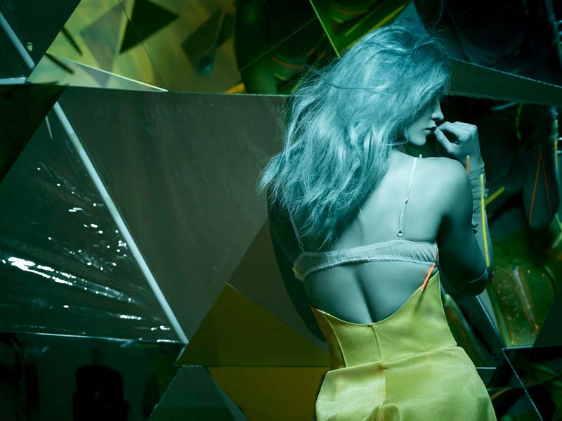 2023 Pirelli Takvimi'nin kamera arkası görüntüleri