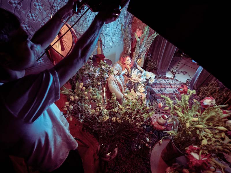 2023 Pirelli Takvimi'nin kamera arkası görüntüleri