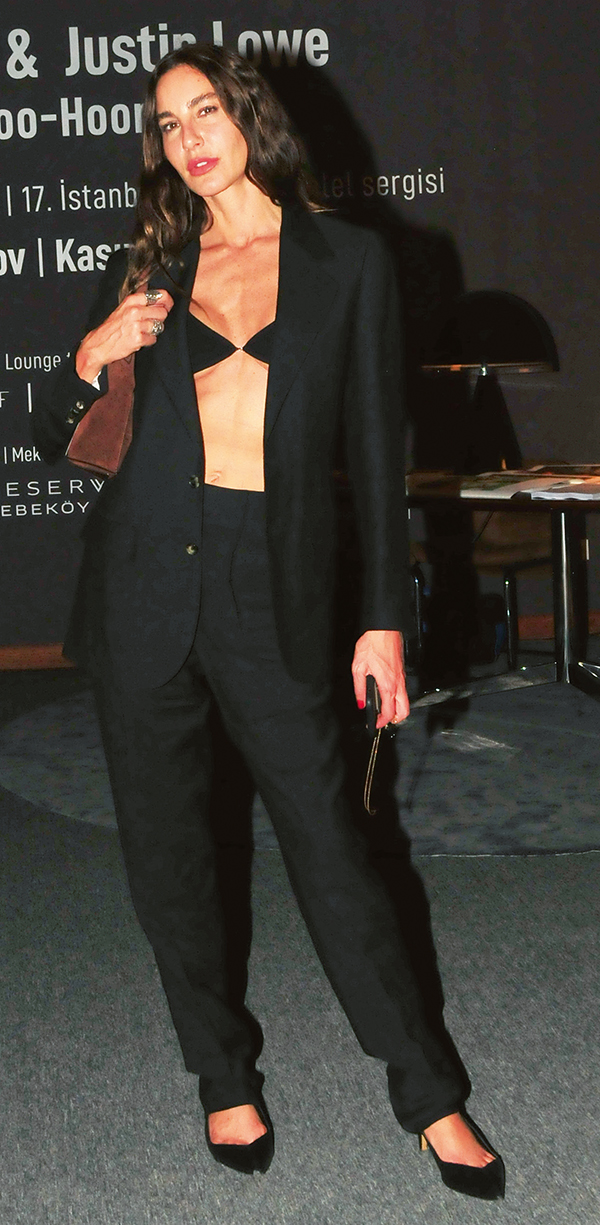 Amerikalı sanatçılar İstanbul'da sergi açtı