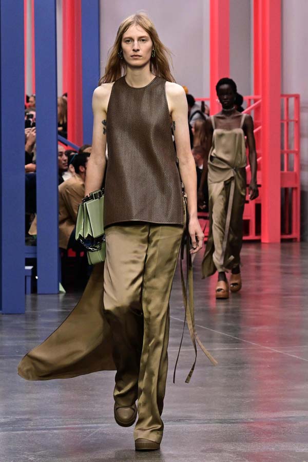 Fendi İlkbahar/Yaz 2023 koleksiyonu