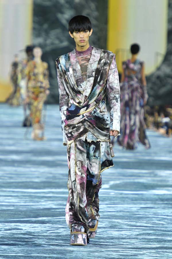 Balmain İlkbahar/Yaz 2023 koleksiyonu