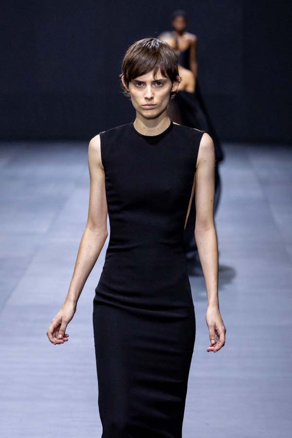 Valentino İlkbahar/Yaz 2023 koleksiyonu