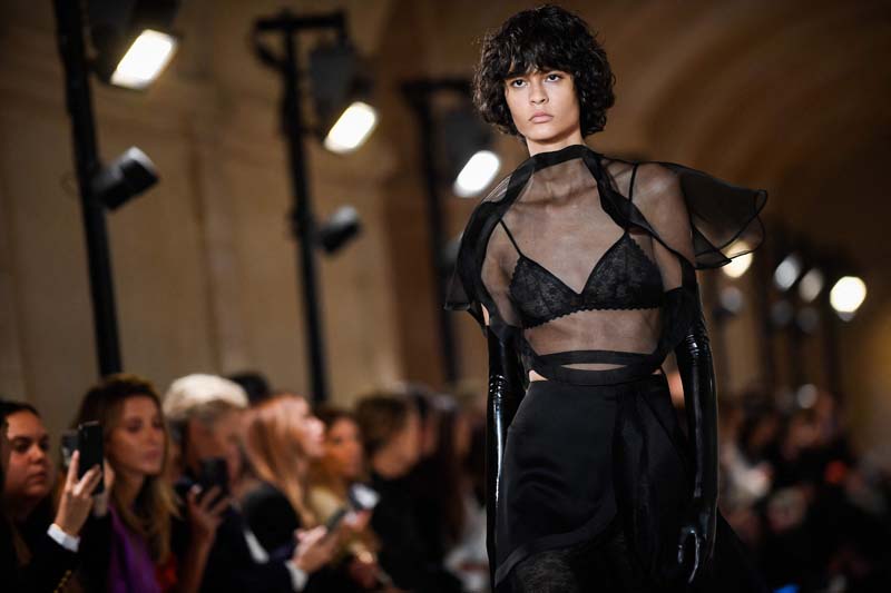 Victoria Beckham İlkbahar/Yaz 2023