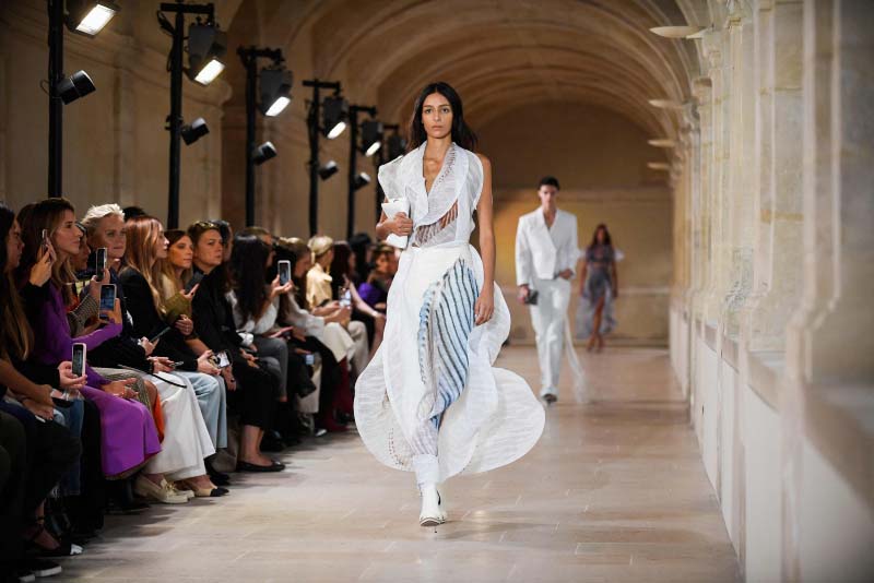 Victoria Beckham İlkbahar/Yaz 2023