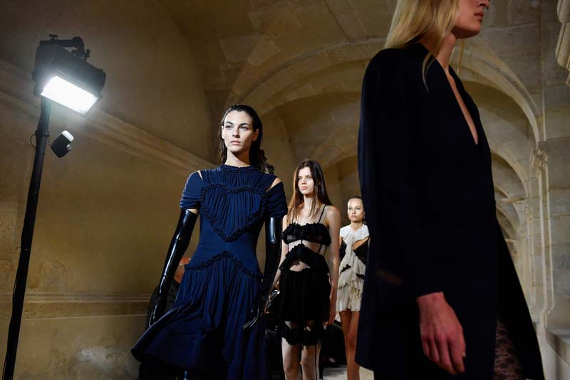 Victoria Beckham İlkbahar/Yaz 2023