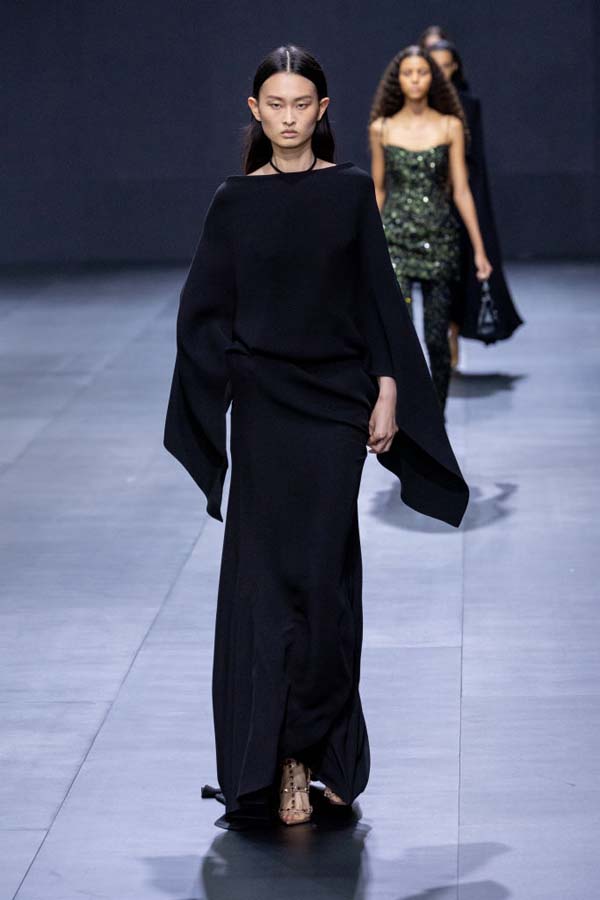 Valentino İlkbahar/Yaz 2023 koleksiyonu